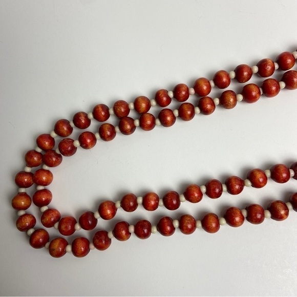 Vintage wood bead long strand necklace orange brown tone. - Picture 6 of 7